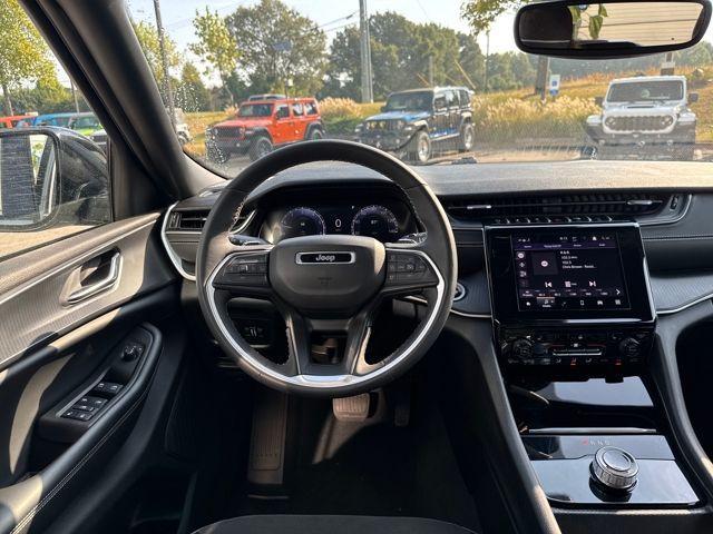 used 2024 Jeep Grand Cherokee car, priced at $33,987