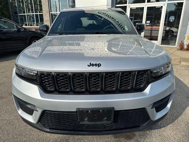 used 2024 Jeep Grand Cherokee car, priced at $33,987