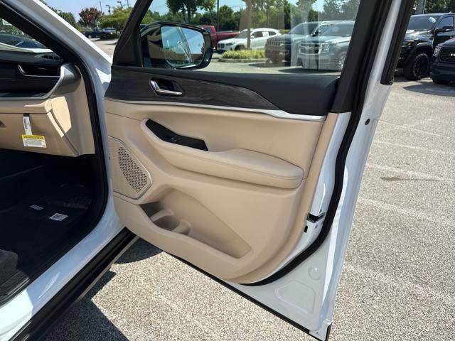 new 2025 Jeep Grand Cherokee L car, priced at $49,820