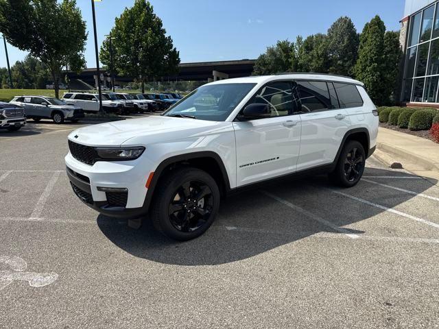 new 2025 Jeep Grand Cherokee L car, priced at $54,015