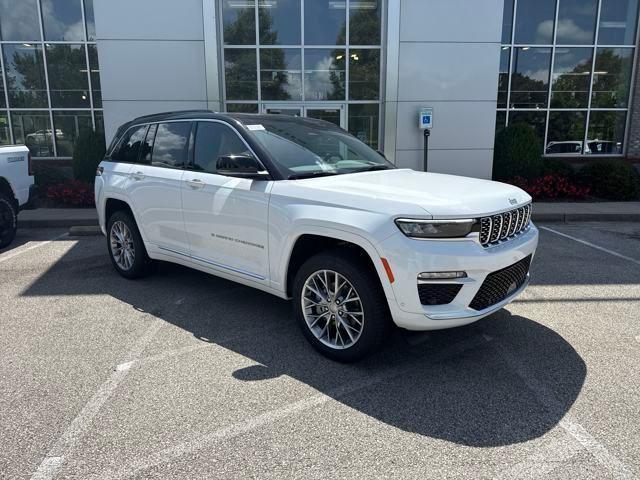 new 2025 Jeep Grand Cherokee car, priced at $62,695