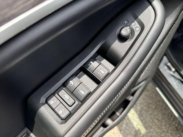 used 2024 Jeep Grand Cherokee L car, priced at $40,957