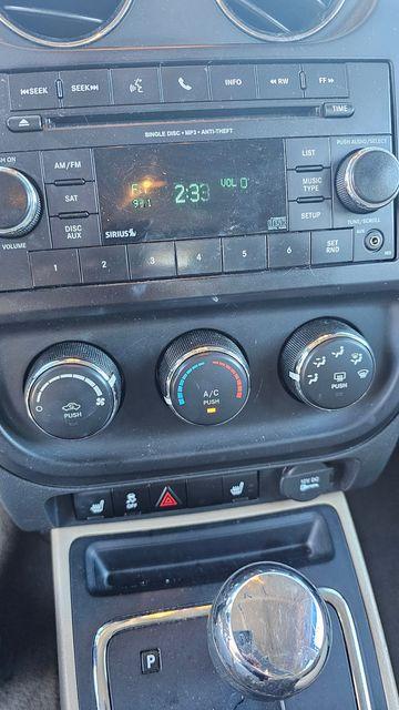 used 2024 Chrysler Pacifica car, priced at $29,586