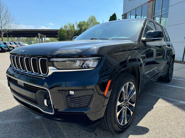 used 2024 Jeep Grand Cherokee car, priced at $43,487