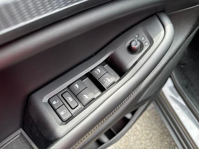 used 2023 Jeep Grand Cherokee L car, priced at $28,799