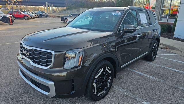 used 2023 Kia Telluride car, priced at $34,077