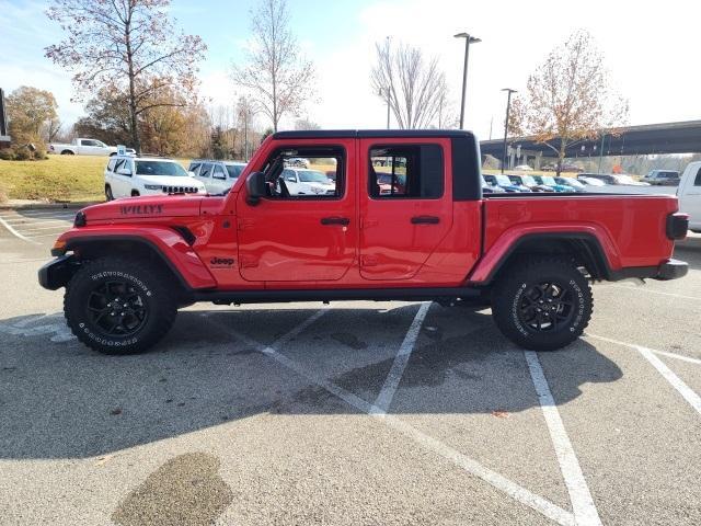 new 2024 Jeep Gladiator car, priced at $46,323