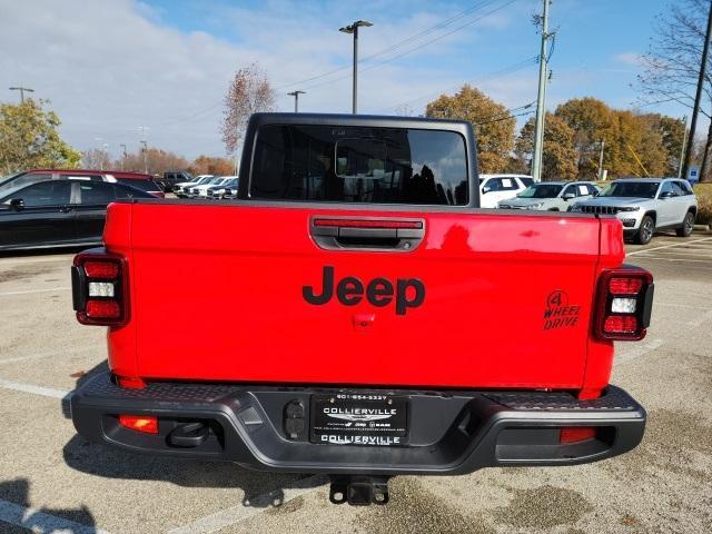 new 2024 Jeep Gladiator car, priced at $46,323