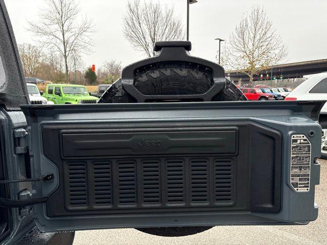 new 2026 Jeep Wrangler car, priced at $38,481