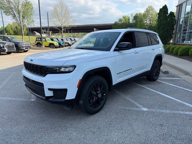 new 2025 Jeep Grand Cherokee L car, priced at $42,992