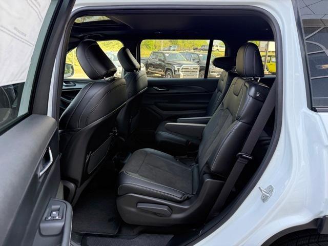 new 2025 Jeep Grand Cherokee L car, priced at $44,650