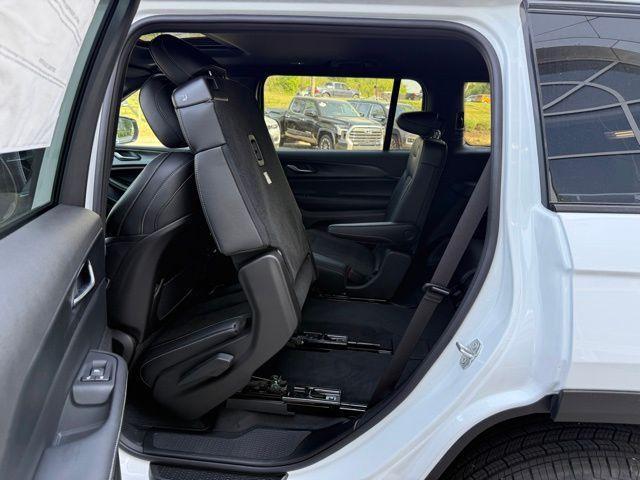 new 2025 Jeep Grand Cherokee L car, priced at $42,992