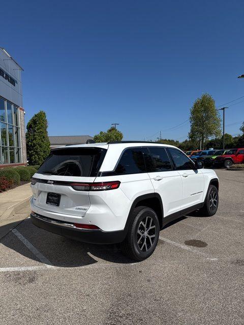 new 2025 Jeep Grand Cherokee car, priced at $46,415