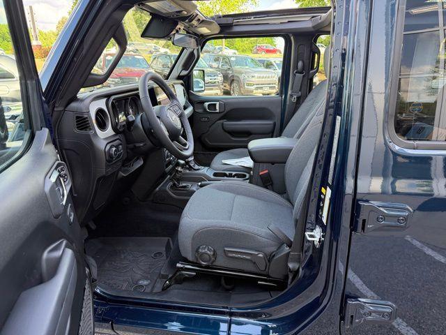 new 2025 Jeep Wrangler car, priced at $54,871