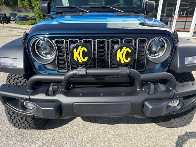 new 2025 Jeep Wrangler car, priced at $73,706
