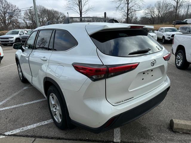 used 2022 Toyota Highlander car, priced at $29,787