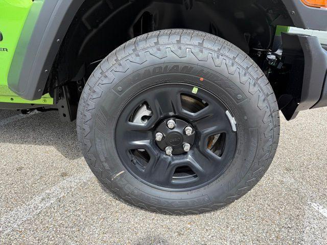 new 2025 Jeep Wrangler car, priced at $35,163