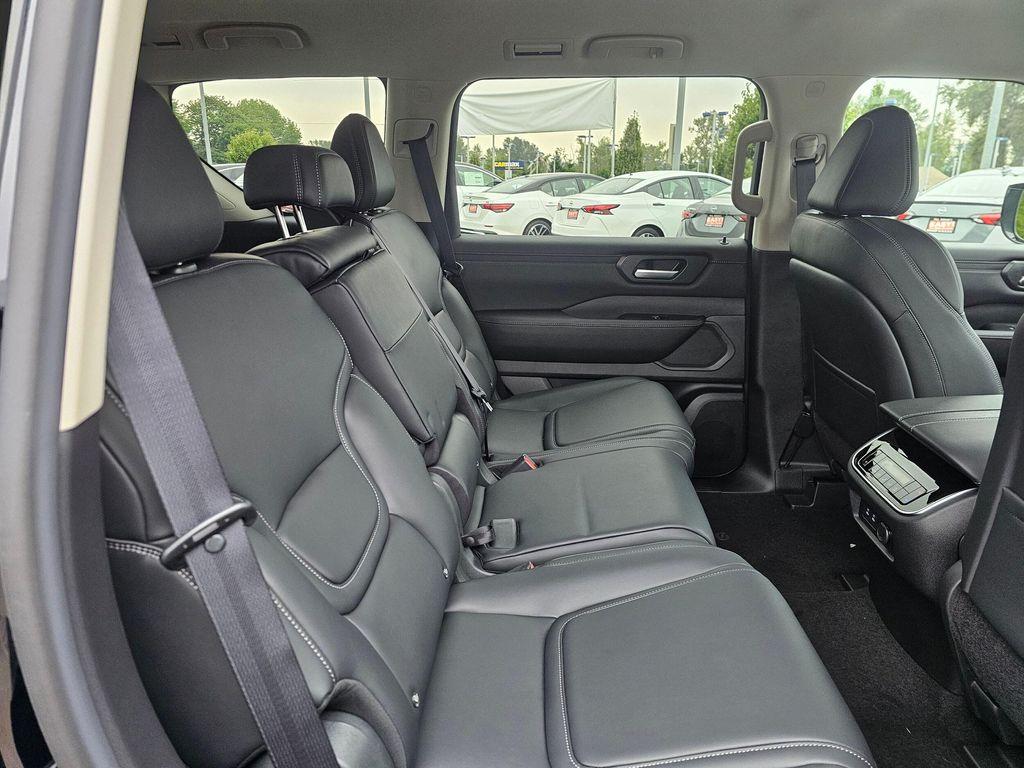 new 2026 Nissan Armada car, priced at $65,015