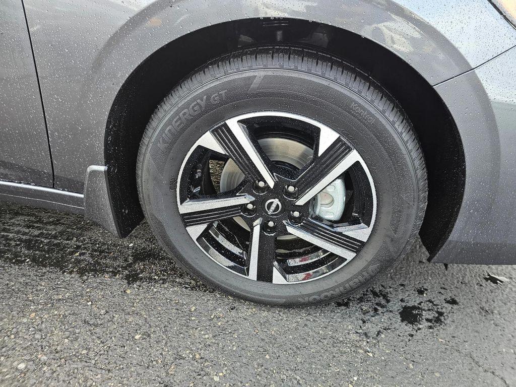 new 2025 Nissan Sentra car, priced at $23,217