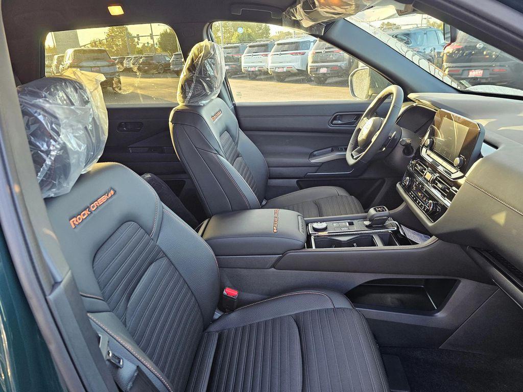 new 2025 Nissan Pathfinder car, priced at $43,957