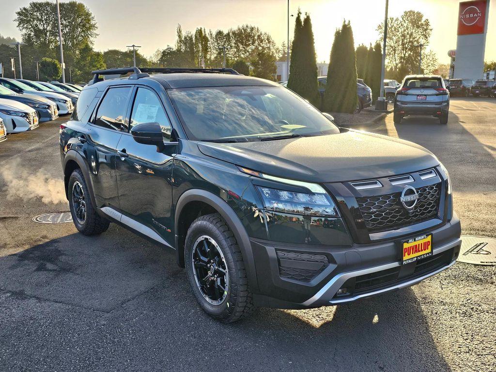 new 2025 Nissan Pathfinder car, priced at $43,957
