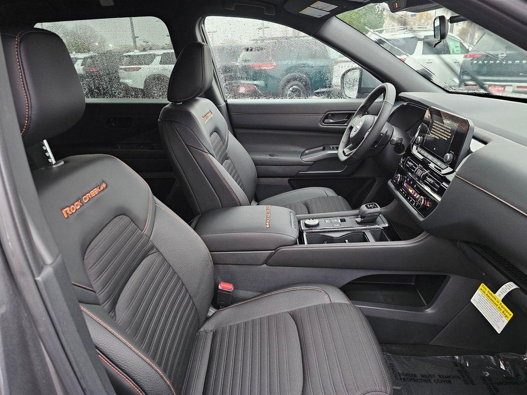 new 2025 Nissan Pathfinder car, priced at $45,112
