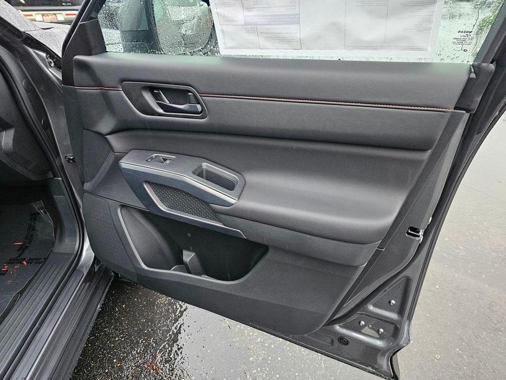new 2025 Nissan Pathfinder car, priced at $45,112