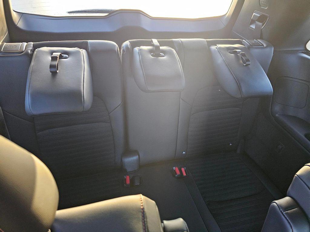 new 2025 Nissan Pathfinder car, priced at $39,264