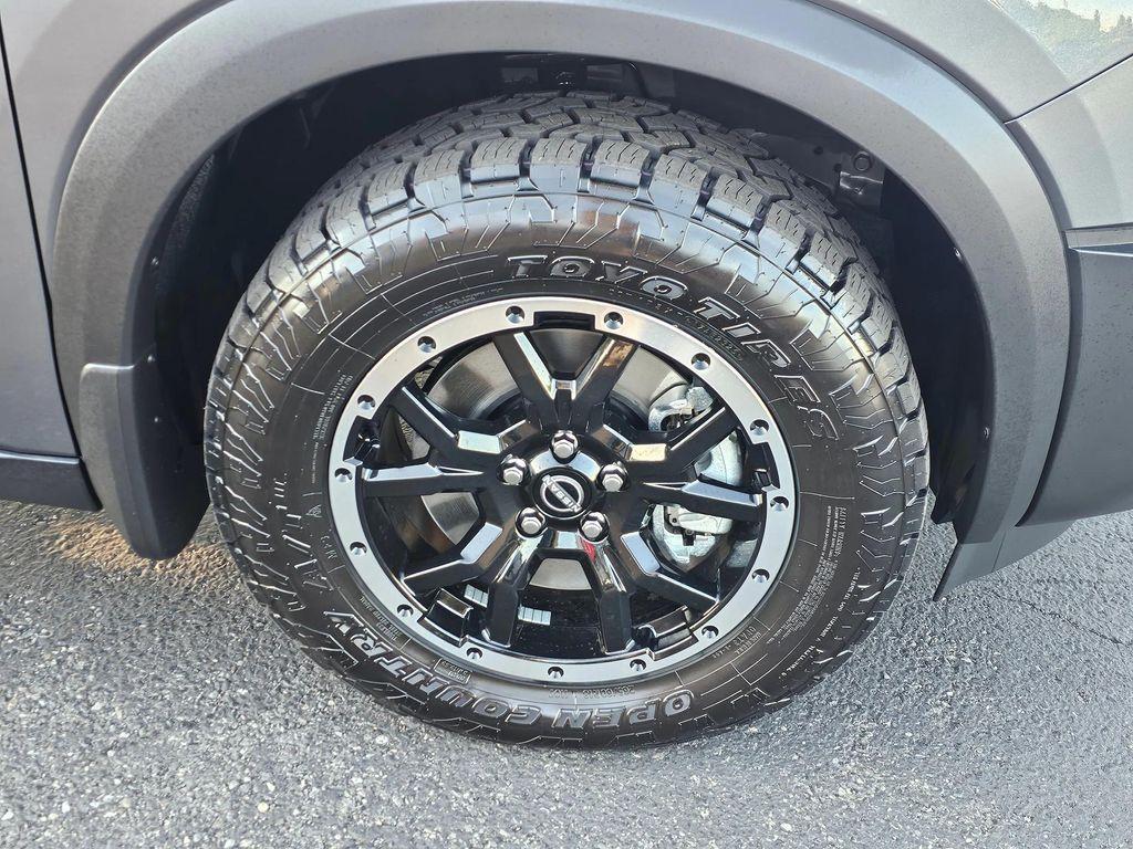 new 2025 Nissan Pathfinder car, priced at $39,264