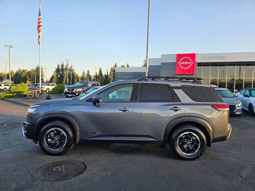 new 2025 Nissan Pathfinder car, priced at $39,264