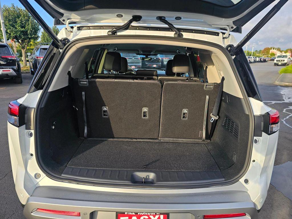 new 2025 Nissan Pathfinder car, priced at $45,766