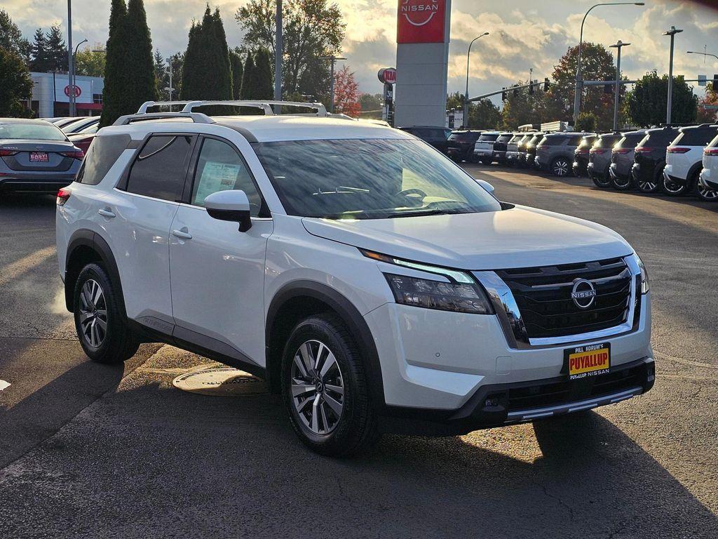 new 2025 Nissan Pathfinder car, priced at $45,766