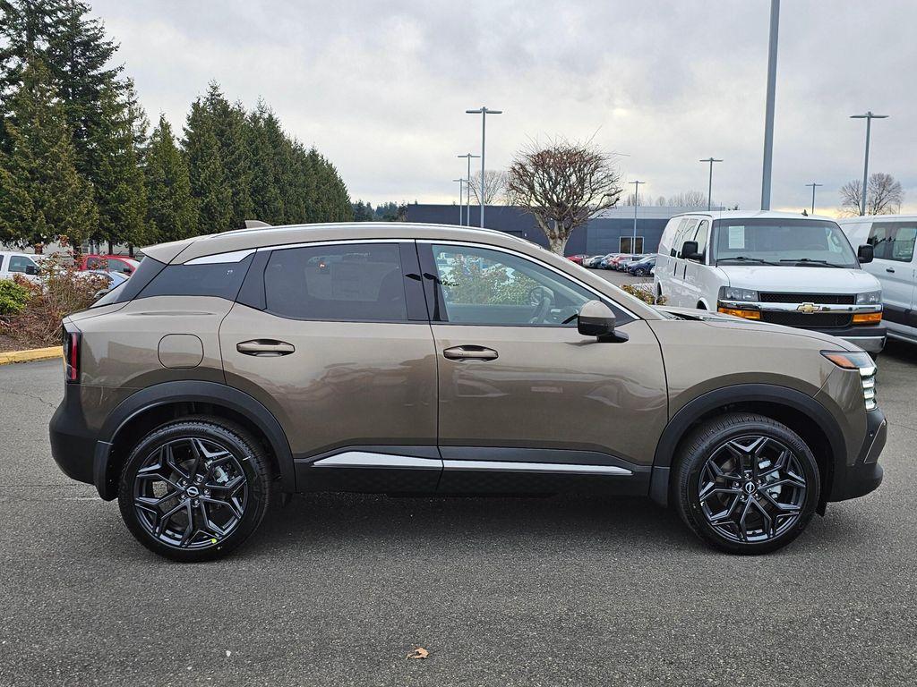 new 2025 Nissan Kicks car, priced at $30,412