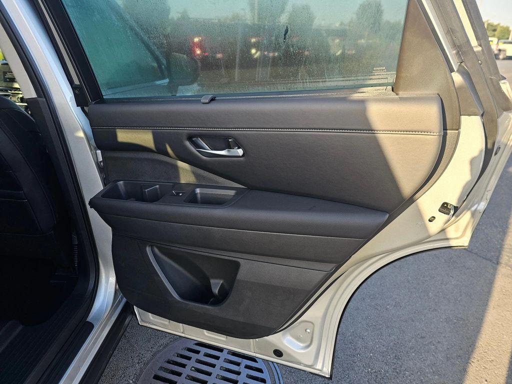 new 2025 Nissan Pathfinder car, priced at $43,715