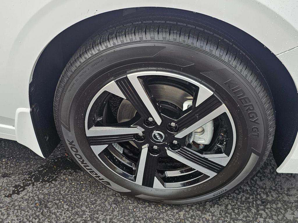 new 2025 Nissan Sentra car, priced at $22,672