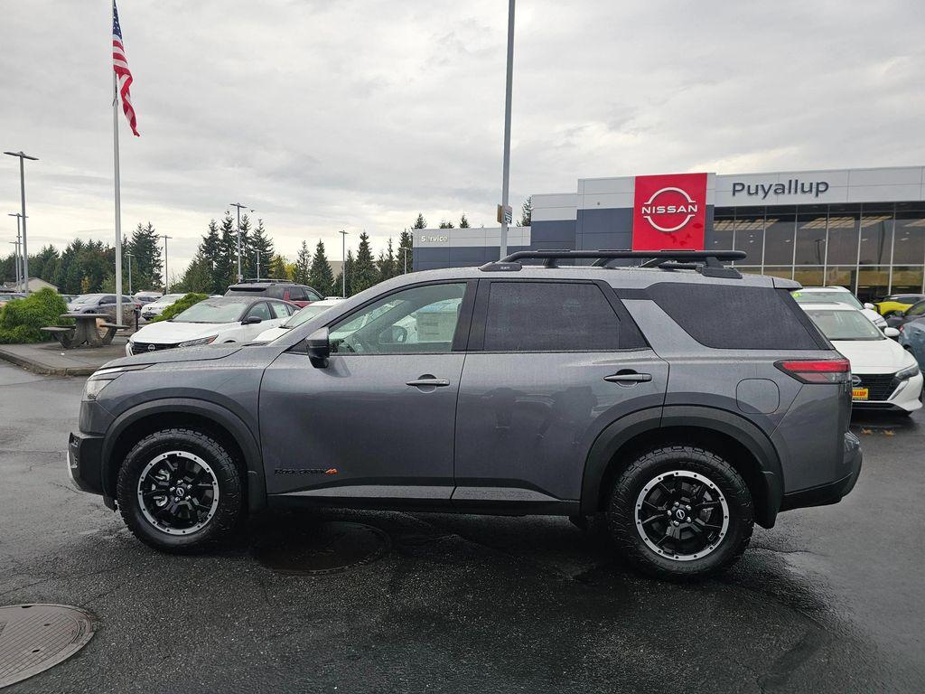 new 2025 Nissan Pathfinder car, priced at $43,957