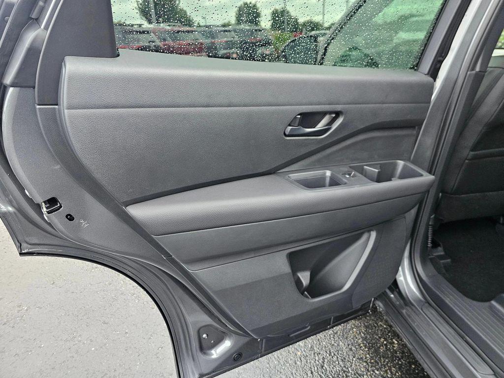 new 2025 Nissan Pathfinder car, priced at $43,957