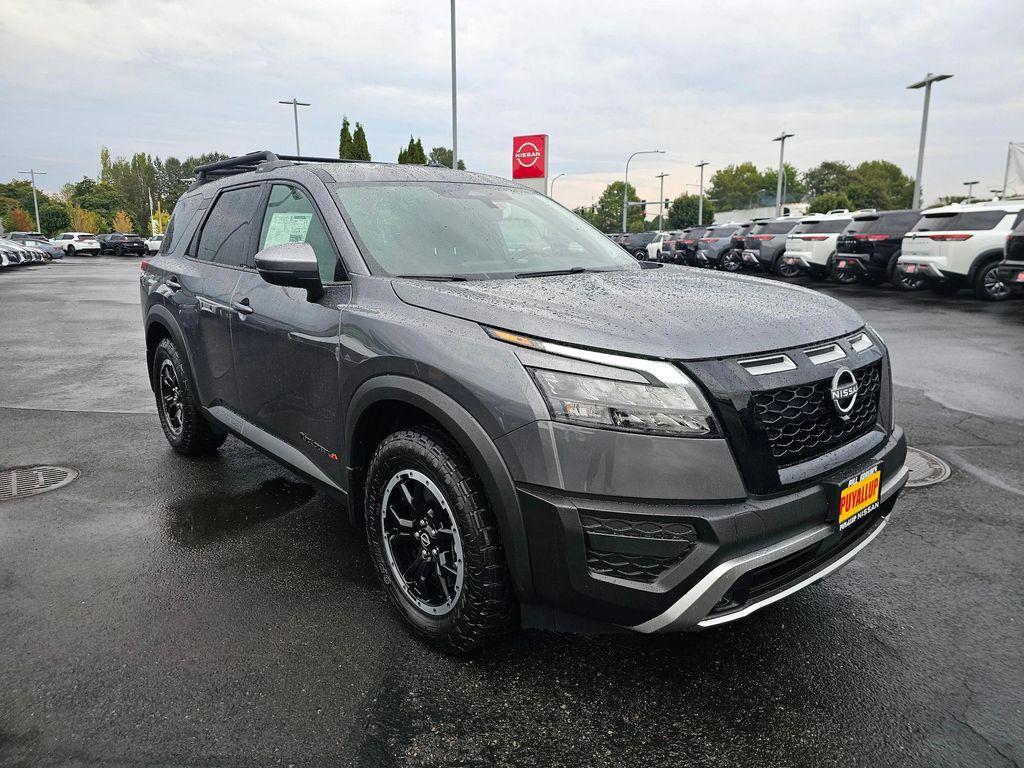 new 2025 Nissan Pathfinder car, priced at $43,957