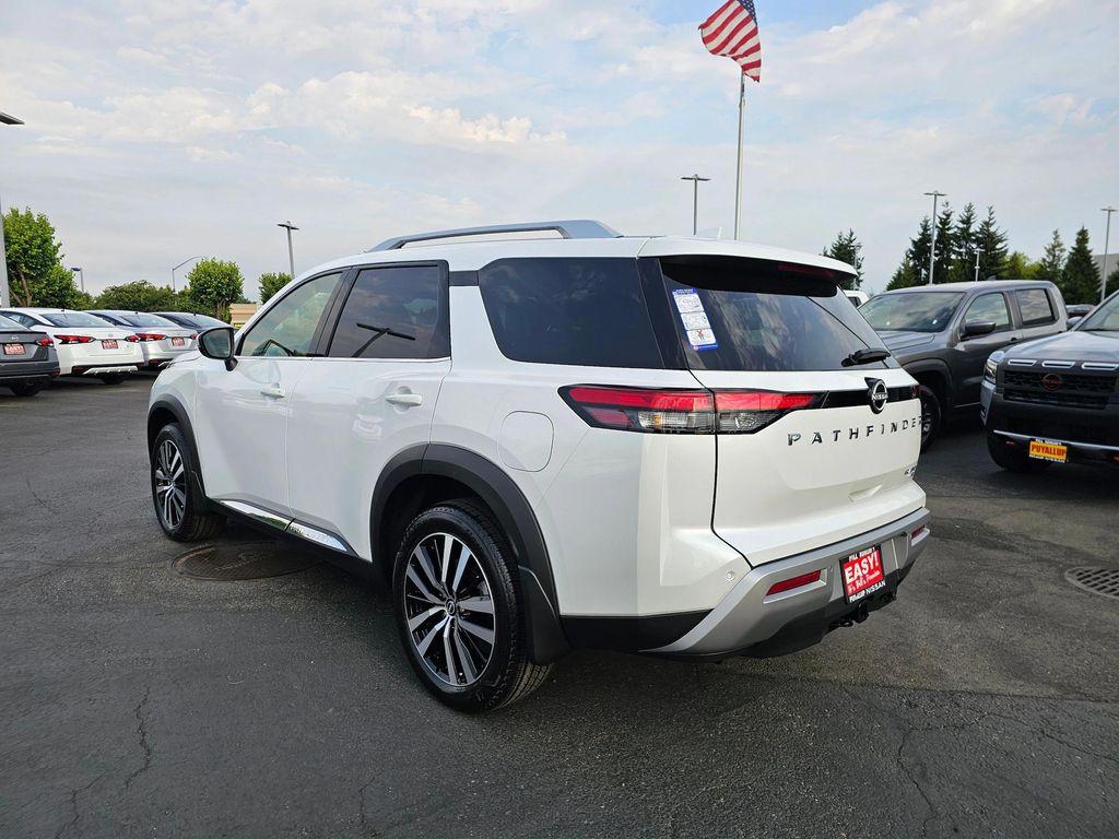 new 2025 Nissan Pathfinder car, priced at $50,332