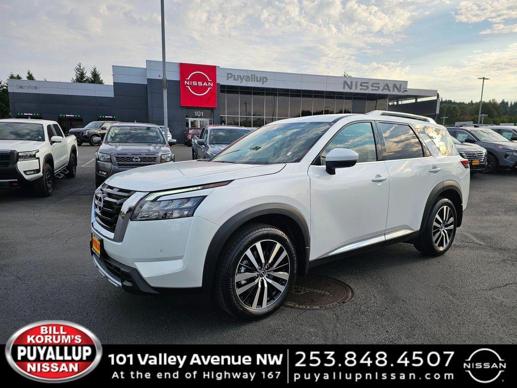 new 2025 Nissan Pathfinder car, priced at $50,332