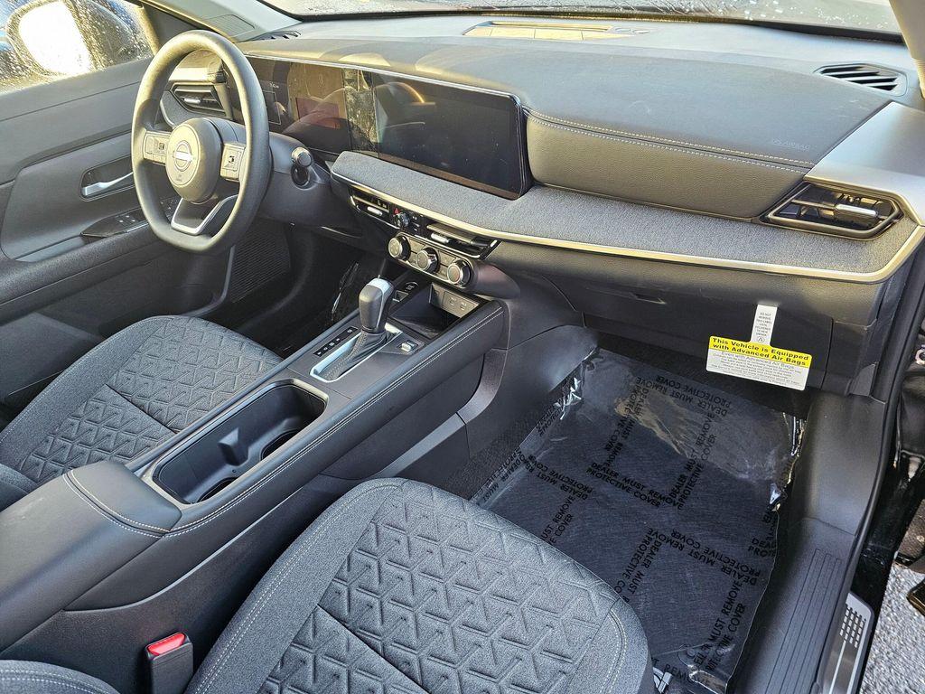 new 2025 Nissan Kicks car, priced at $28,390