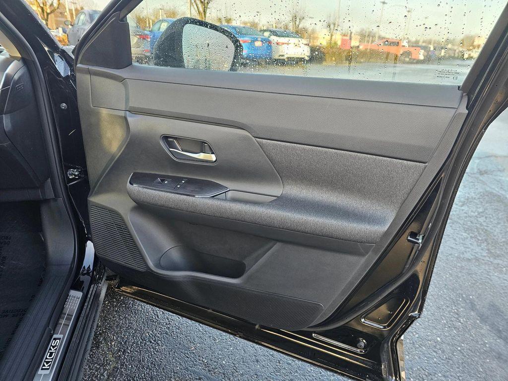 new 2025 Nissan Kicks car, priced at $28,390