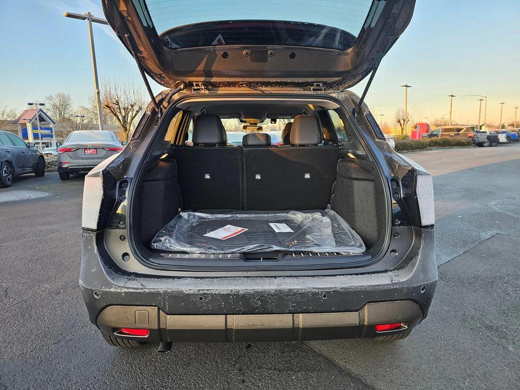 new 2025 Nissan Kicks car, priced at $30,526