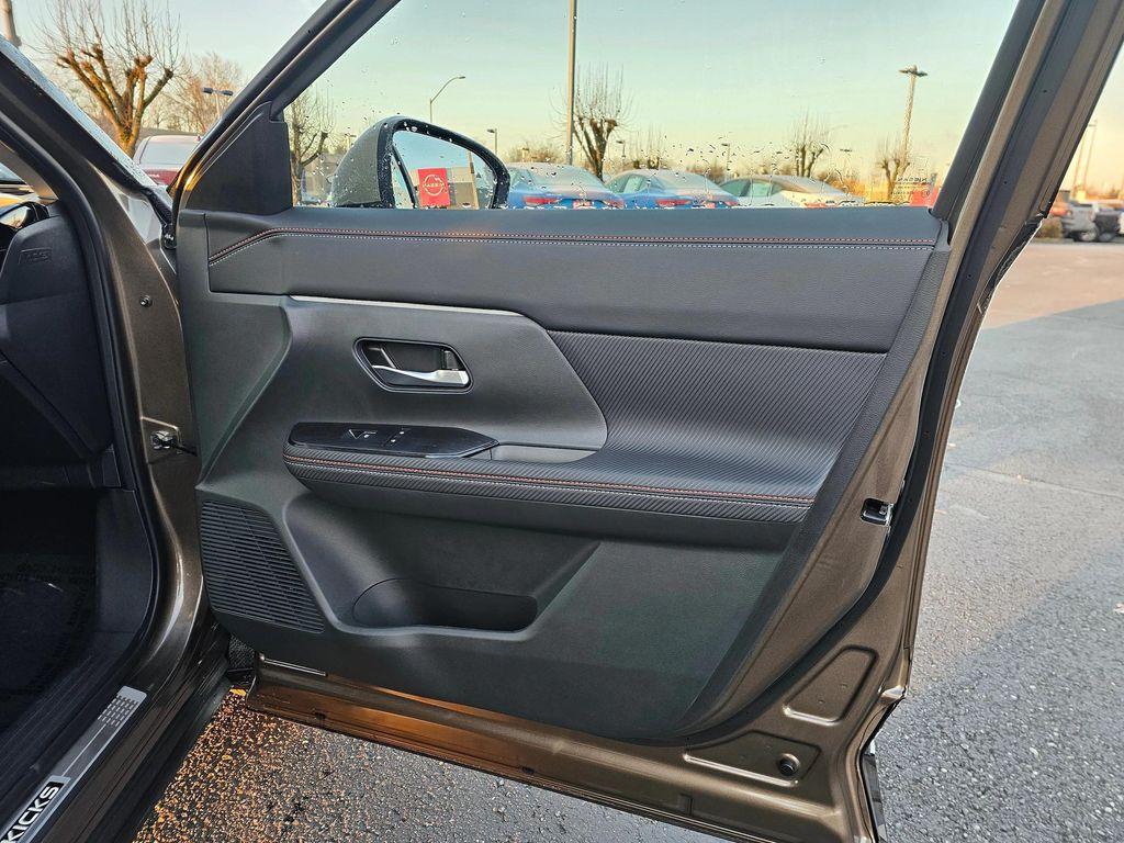 new 2025 Nissan Kicks car, priced at $30,526