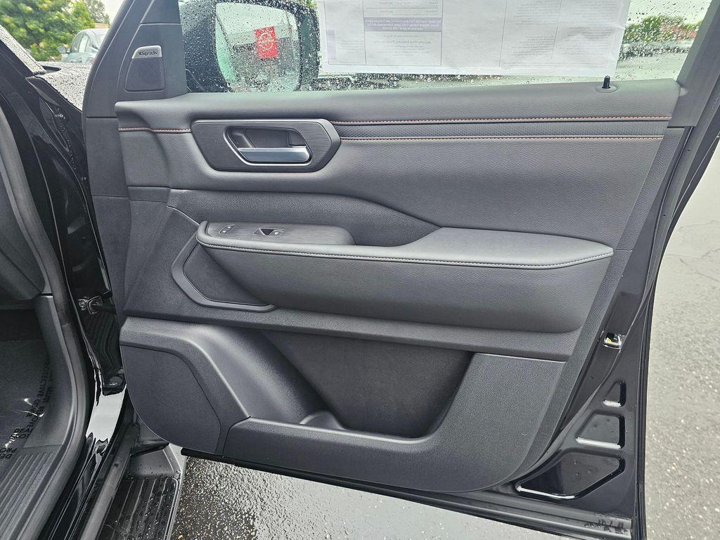 new 2025 Nissan Armada car, priced at $73,420