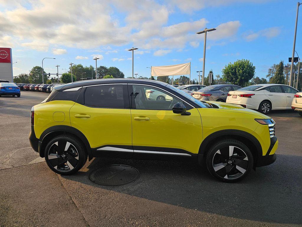 new 2025 Nissan Kicks car, priced at $30,891