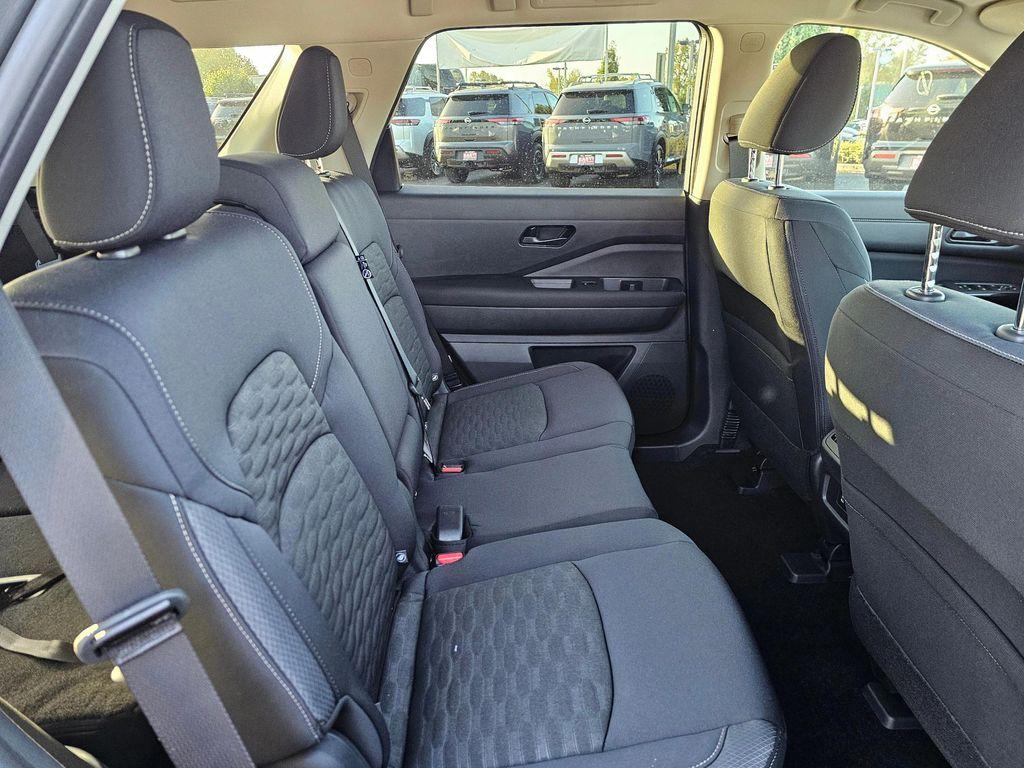 new 2025 Nissan Pathfinder car, priced at $41,158