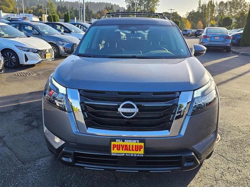 new 2025 Nissan Pathfinder car, priced at $41,158