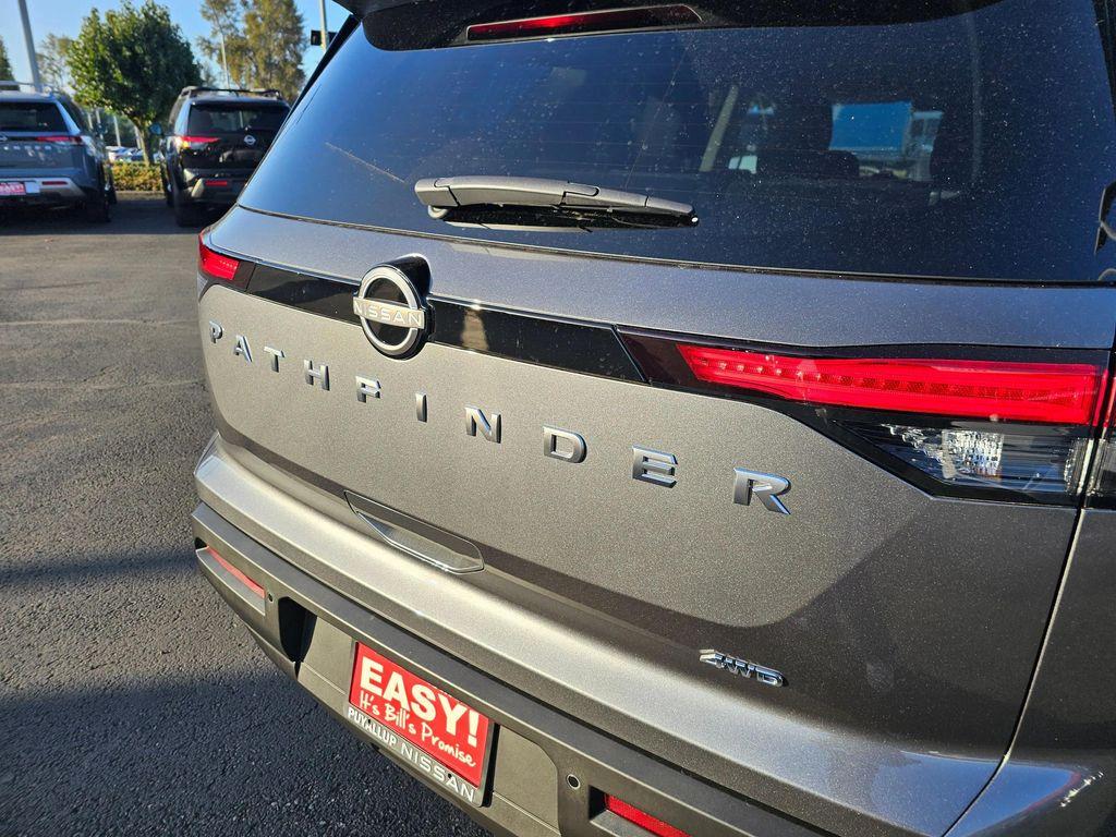 new 2025 Nissan Pathfinder car, priced at $41,158