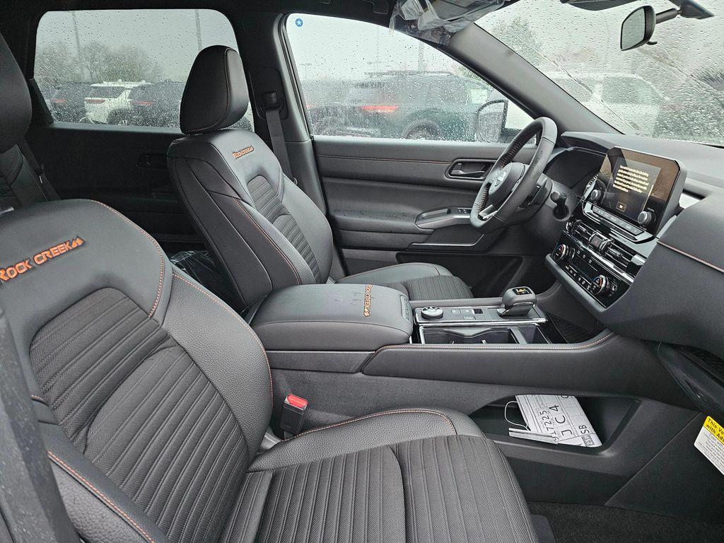 new 2025 Nissan Pathfinder car, priced at $45,112